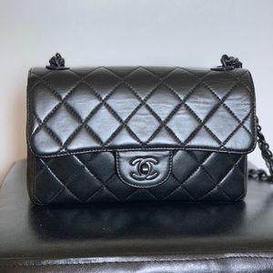 Authentic Chanel small classic flap